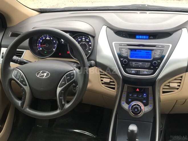 Hyundai Elantra 2014, 91,647 km - 1.8 л - Masallı