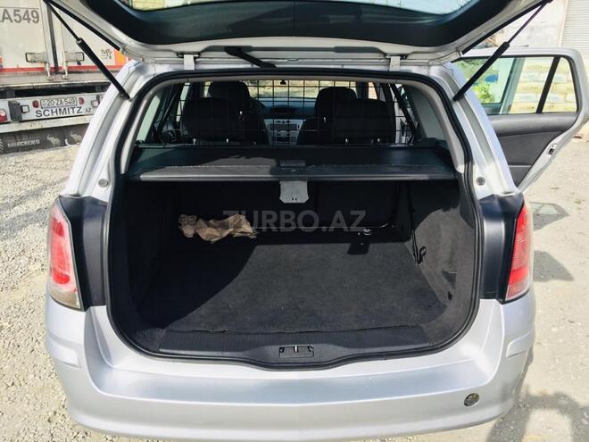 Opel Astra 2010, 126,000 km - 1.3 l - Şəmkir