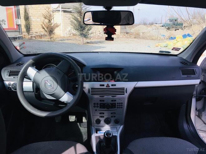 Opel Astra 2010, 126,000 km - 1.3 l - Şəmkir