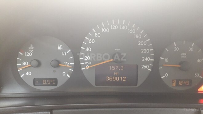 Mercedes E 270 2000, 370,000 km - 2.7 l - Bakı
