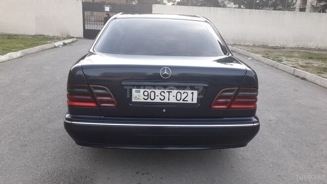 Mercedes E 270 2000, 370,000 km - 2.7 l - Bakı