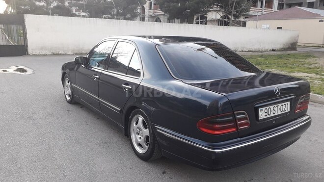 Mercedes E 270 2000, 370,000 km - 2.7 l - Bakı