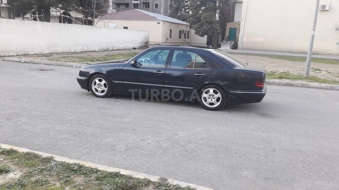 Mercedes E 270 2000, 370,000 km - 2.7 l - Bakı