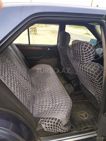 Mercedes E 220 1995, 419,000 km - 2.2 l - Bakı