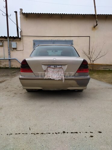 Mercedes C 230 1997, 246,800 km - 2.3 l - Bakı