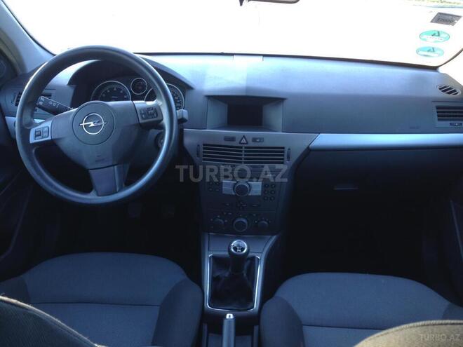 Opel Astra 2005, 170,000 km - 1.4 l - Bakı