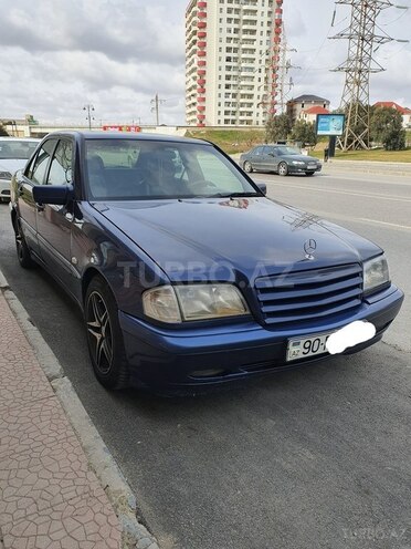 Mercedes C 200 1999, 368,000 km - 2.0 л - Bakı
