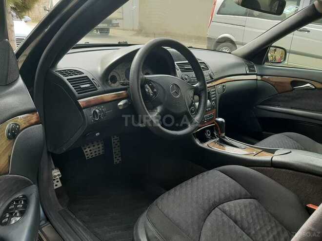 Mercedes E 240 2003, 328,000 km - 2.6 l - Sumqayıt