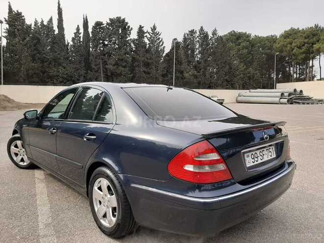 Mercedes E 240 2003, 328,000 km - 2.6 l - Sumqayıt