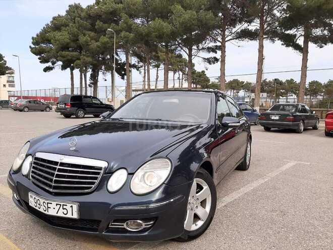 Mercedes E 240 2003, 328,000 km - 2.6 l - Sumqayıt