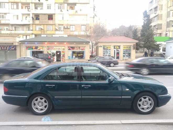 Mercedes E 200 1996, 325,680 km - 0.2 l - Bakı