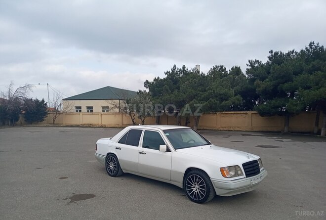 Mercedes E 280 1994, 436,000 km - 2.8 l - Bakı