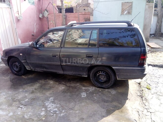 Opel Astra 1994, 243,000 km - 1.7 l - Bakı