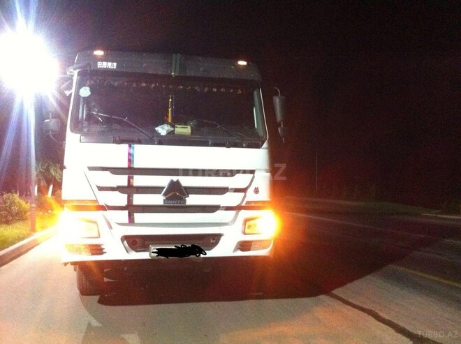 HOWO Sinotruk 2013, 235,000 km - 3.7 l - Bakı