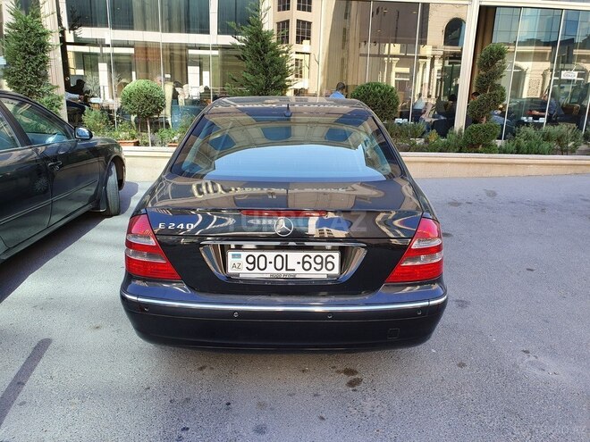 Mercedes E 240 2005, 279,745 km - 2.6 l - Bakı