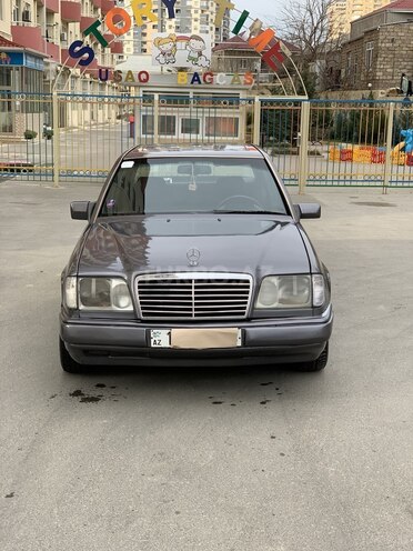 Mercedes E 220 1994, 441,000 km - 2.2 l - Bakı