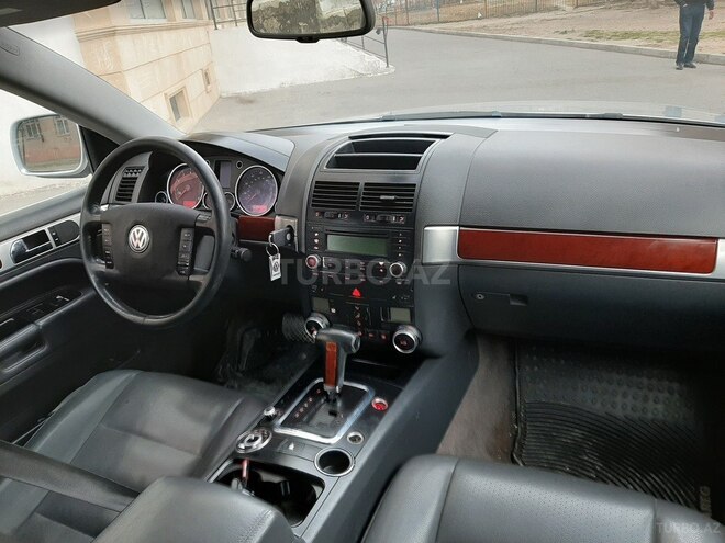 Volkswagen Touareg 2005, 186,000 km - 3.2 l - Sumqayıt