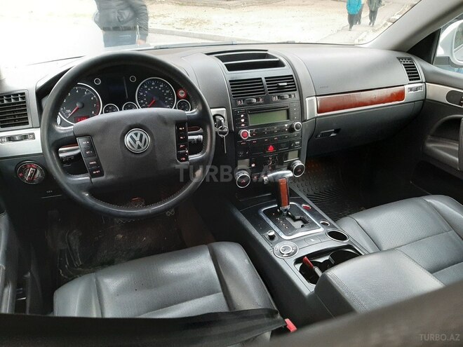 Volkswagen Touareg 2005, 186,000 km - 3.2 l - Sumqayıt