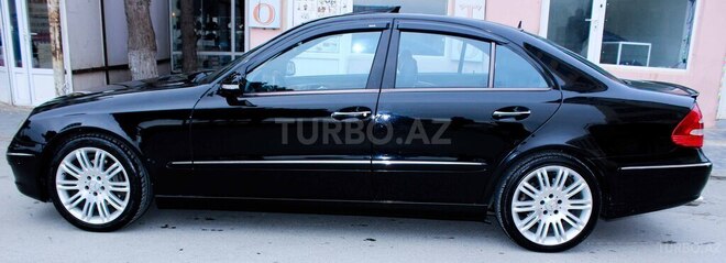 Mercedes E 500 2002, 217,000 km - 5.0 l - Bakı