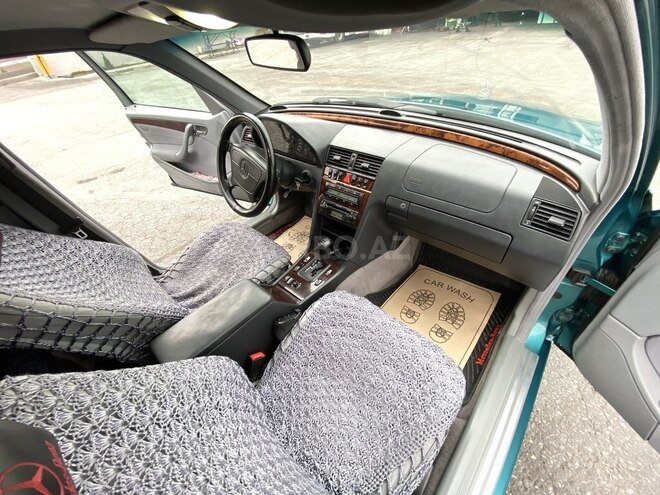 Mercedes C 240 1997, 367,000 km - 2.4 l - Bakı