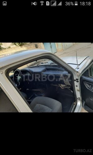 GAZ 31105 2004, 173,000 km - 2.3 l - Salyan