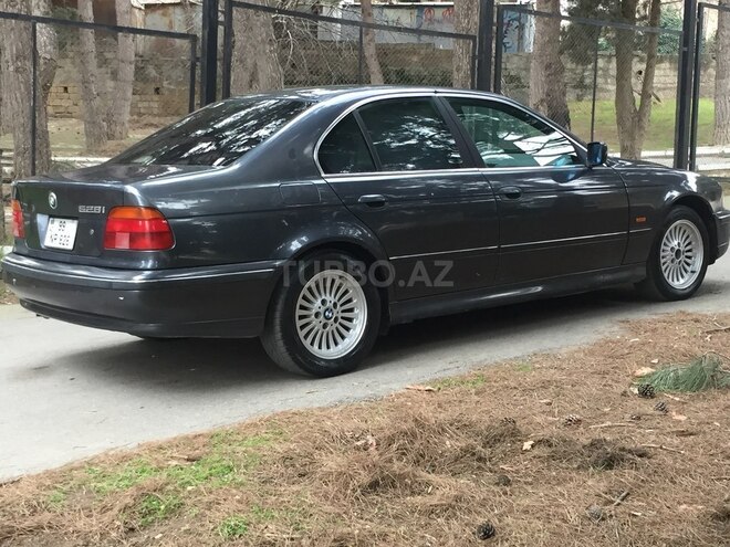 BMW 528 1997, 278,330 km - 2.8 l - Bakı