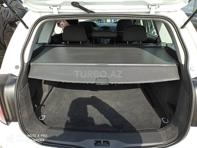 Opel Astra 2010, 148,000 km - 1.4 l - Bakı