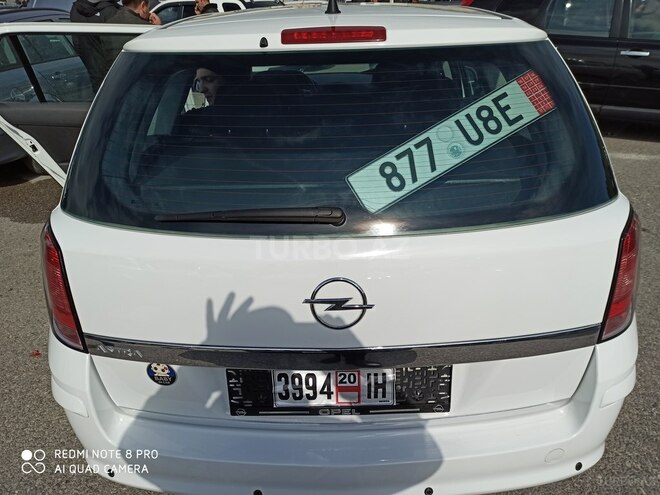 Opel Astra 2010, 148,000 km - 1.4 l - Bakı