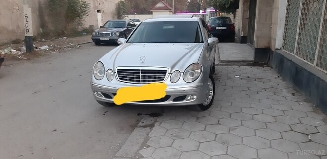 Mercedes E 270 2002, 212,067 km - 2.7 l - İmişli