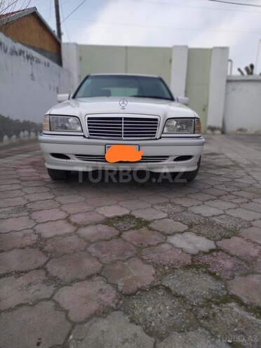 Mercedes C 230 1999, 270,000 km - 2.3 l - Ağcabədi