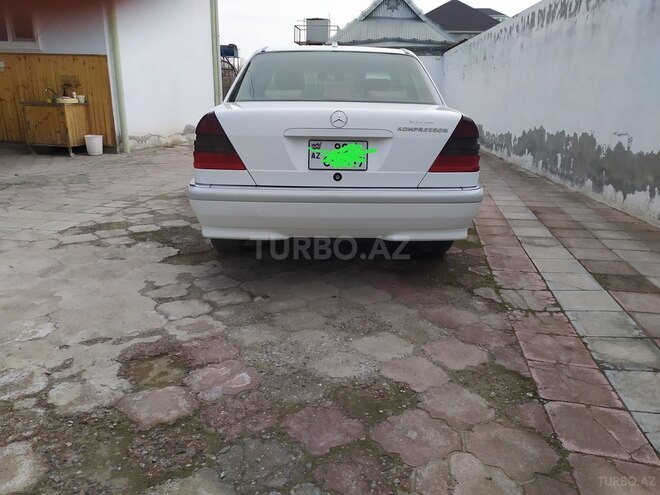 Mercedes C 230 1999, 270,000 km - 2.3 l - Ağcabədi