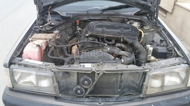 Mercedes 190 1989, 355,300 km - 2.0 l - Bakı