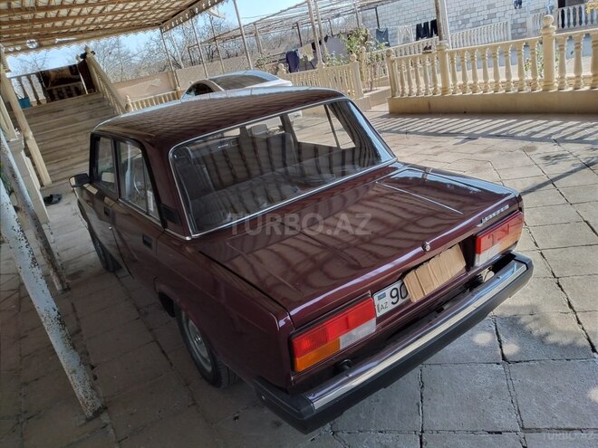 LADA (VAZ) 2107 2009, 150,000 km - 1.6 л - Salyan