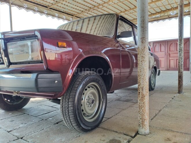 LADA (VAZ) 2107 2009, 150,000 km - 1.6 л - Salyan