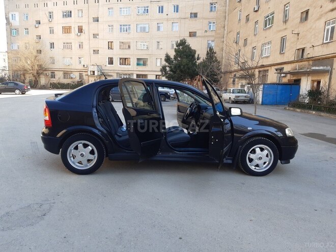 Opel Astra 2007, 191,000 km - 1.4 л - Bakı