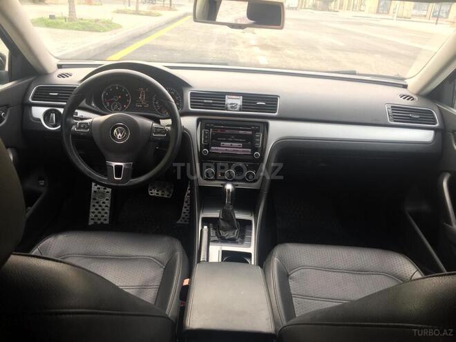 Volkswagen Passat 2012, 145,000 km - 2.5 l - Bakı