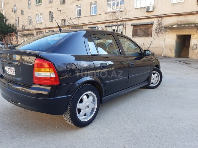 Opel Astra 2007, 191,000 km - 1.4 л - Bakı