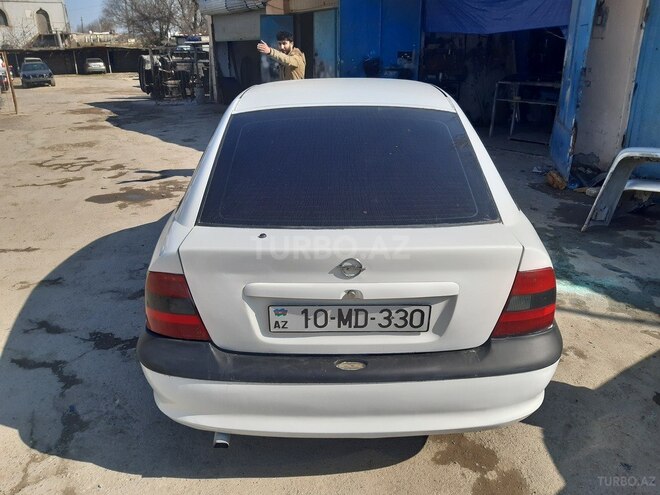 Opel Vectra 1997, 460,000 km - 1.8 l - Bakı
