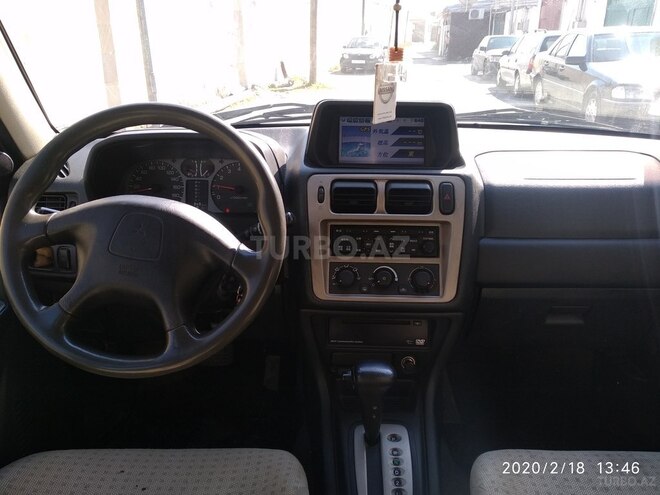 Mitsubishi Pajero io 2002, 197,521 km - 2.0 л - Bakı