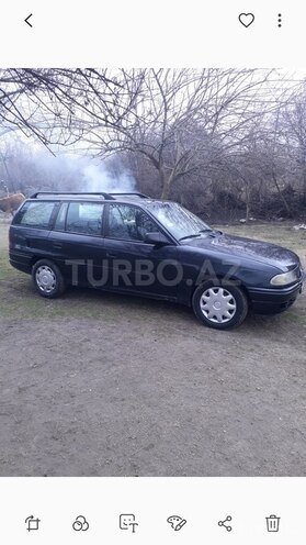 Opel Astra 1993, 585,000 km - 1.6 l - Şəki