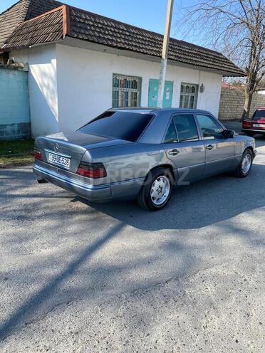 Mercedes E 230 1991, 220,000 km - 2.3 л - Göyçay