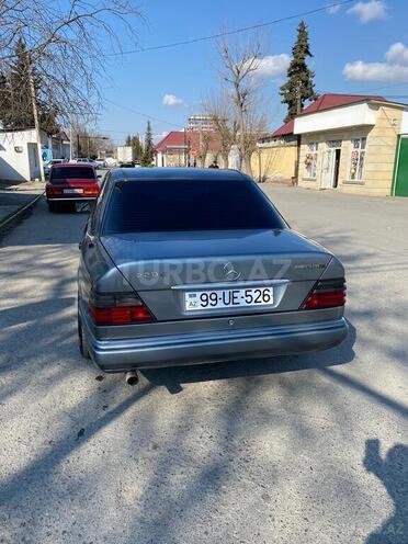 Mercedes E 230 1991, 220,000 km - 2.3 л - Göyçay