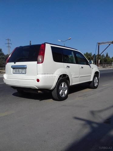 Nissan X-Trail 2011, 240,000 km - 2.5 l - Bakı