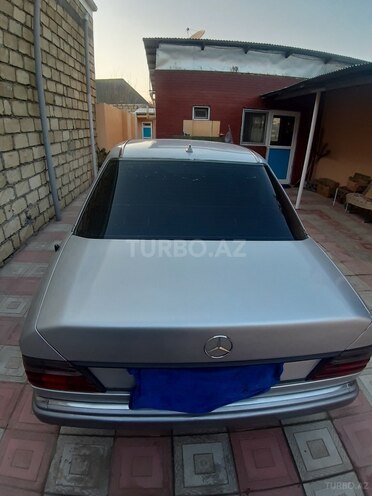 Mercedes E 250 1991, 454,845 km - 2.5 l - Gəncə