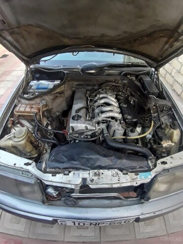 Mercedes E 250 1991, 454,845 km - 2.5 l - Gəncə