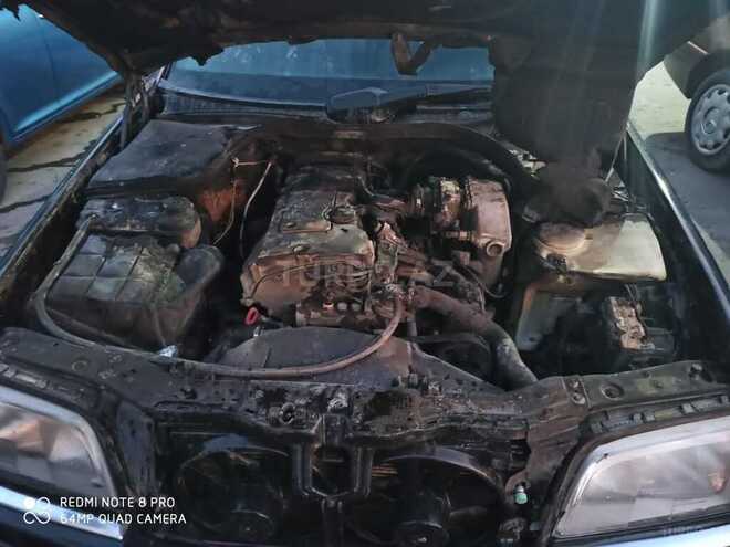 Mercedes C 220 1996, 155,000 km - 2.2 l - Bakı