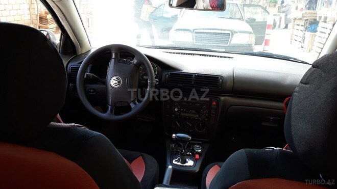 Volkswagen Passat 2001, 320,000 km - 1.8 l - Bakı