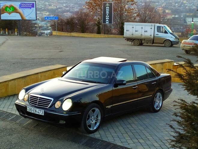Mercedes E 270 2001, 390,000 km - 2.7 l - Qusar