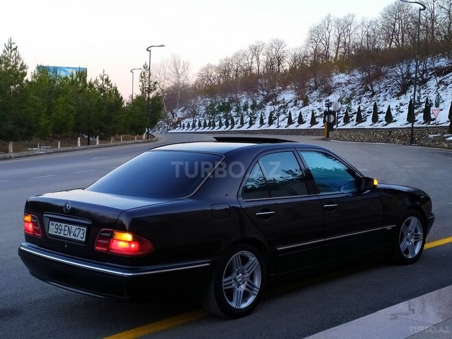 Mercedes E 270 2001, 390,000 km - 2.7 l - Qusar
