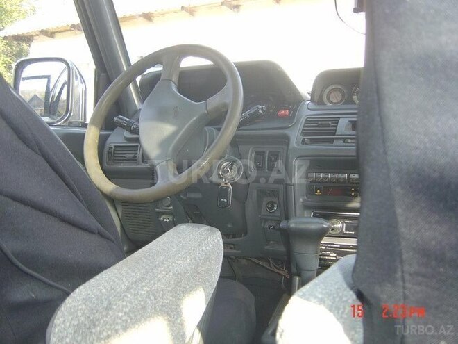 Mitsubishi Pajero 1995, 421,321 km - 2.8 l - Lerik